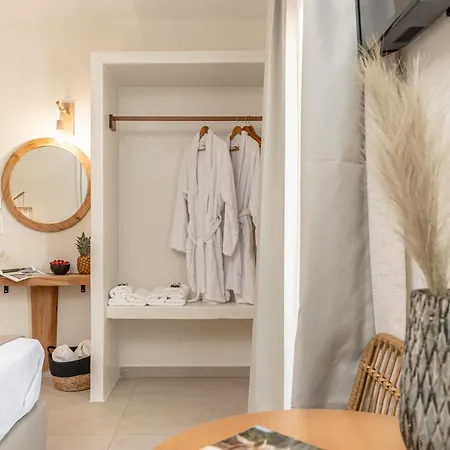 Heavenly & Naxos City