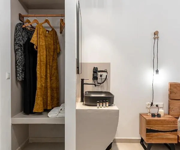 Heavenly & Naxos City