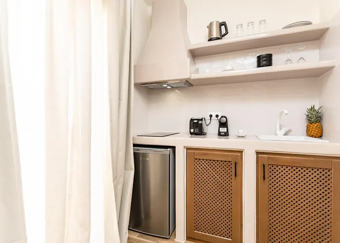 Aparthotel Heavenly & 4*